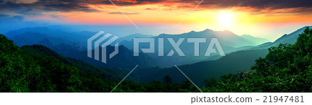 Seoraksan National Park. 21947481