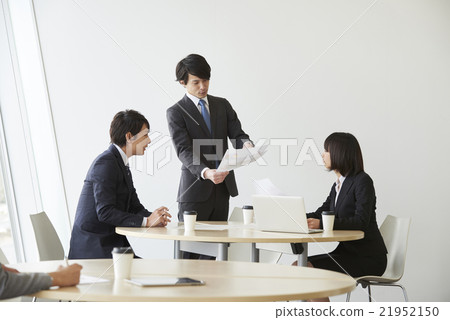 Business meeting scene Business meeting scene 21952150
