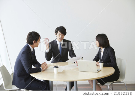 Business meeting scene 21952158