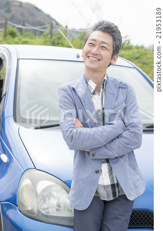 一個開車的人 一個開車的人 21953189