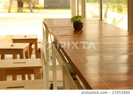 Empty Chair and Table Set ,Cafe restaurant 21953980