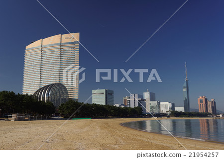 From Sea Hawk to Fukuoka Tower 21954257