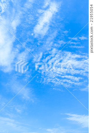 春天天空白色雲彩和藍天背景材料複製空間字符空間積雲圖像 21955054