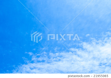 春天天空白色雲彩和藍天背景材料複製空間字符空間積雲圖像 春天天空白色雲彩和藍天背景材料複製空間字符空間積雲圖像 21955065