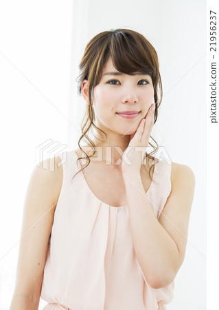 Beauty image 21956237