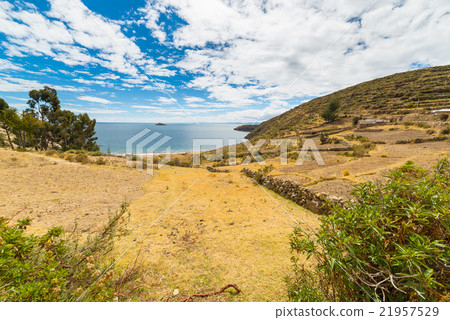Landscape on Island of the Sun, Titicaca Lake, Bolivia Landscape on Island of the Sun, Titicaca Lake, Bolivia 21957529