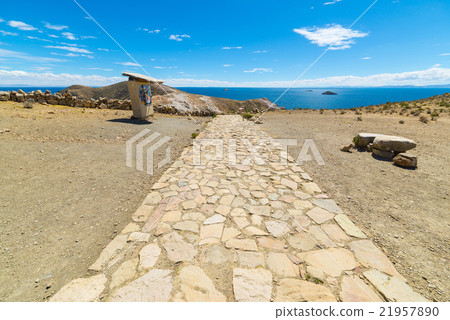 Inca trail on Island of the Sun, Titicaca Lake, Bolivia Inca trail on Island of the Sun, Titicaca Lake, Bolivia 21957890