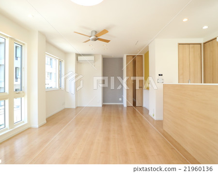 新建的多層住宅 新建的多層住宅 21960136