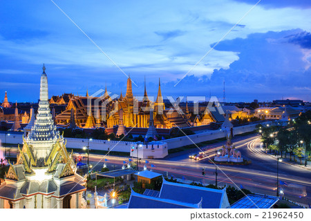 The beauty of the Emerald Buddha Temple The beauty of the Emerald Buddha Temple 21962450