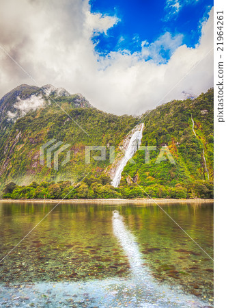 Milford sound Milford sound 21964261