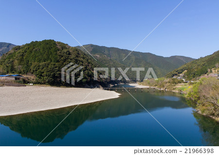 Iwama Intercrossbridge Bridge in Shimanto City, Kochi Prefecture Iwama Intercrossbridge Bridge in Shimanto City, Kochi Prefecture 21966398