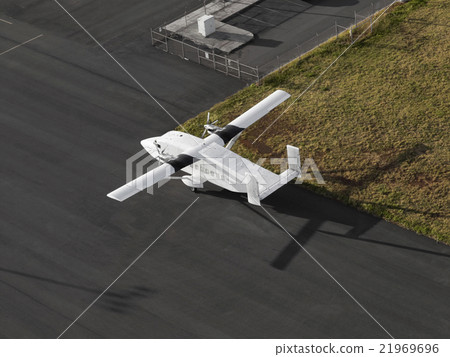 Top view of a single engine airplane Top view of a single engine airplane 21969696