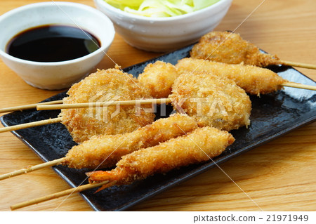 炒豬肉和那迦的串 炒豬肉和那迦的串 21971949