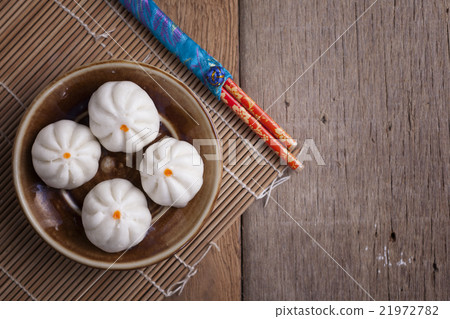 Dim sum dumpling Dim sum dumpling 21972782