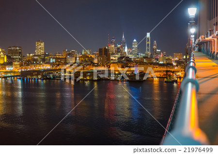 Philadelphia from Ben Franklin Bridge 21976499