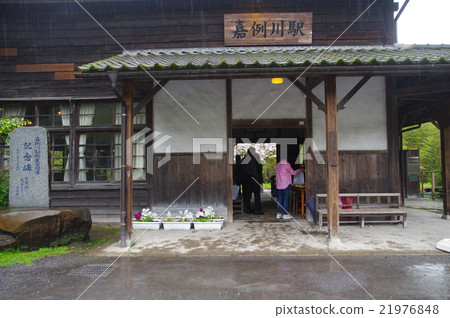 這是Hiutsu線上最古老的木製火車站，建於1903年（明治36年），Kawa-gawa車站被指定為國家註冊文化財產 21976848