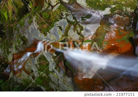 Miyazaki Prefecture Kobayashi City Seven Falls Waterfall Suddenly Appears in the Akamatsu Chikamoto between the Ebino Kogen and the Ikoma Plateau 21977151