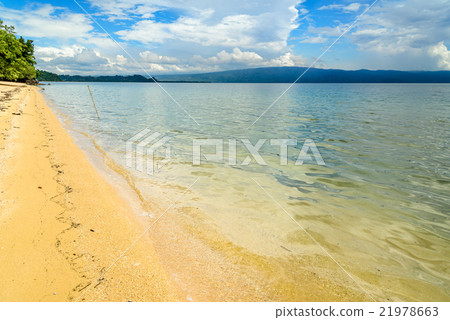 Siuri Beach at Poso lake. Indonesia Siuri Beach at Poso lake. Indonesia 21978663