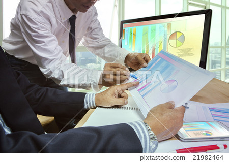 couples of business man team meeting strategy 21982464