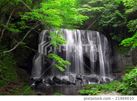 Tatsuzawa immobile waterfall in early summer 21984010
