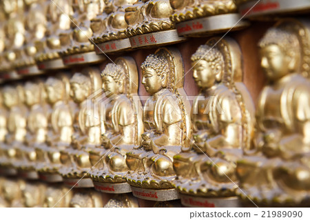 Buddha statues Wat Borom Racha Kanchana Phisake 21989090