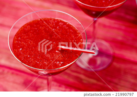 fresh red smoothies 21990797