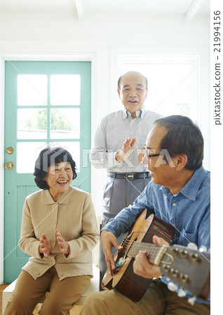 Active Senior Active Senior 21994156