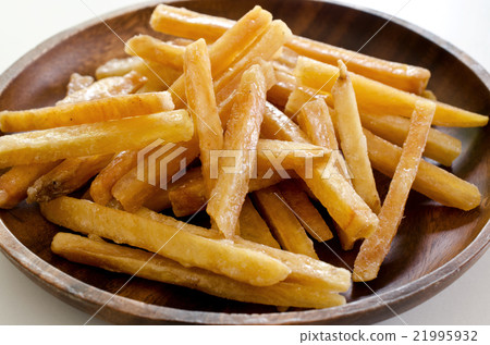 Sweet potato chips 21995932