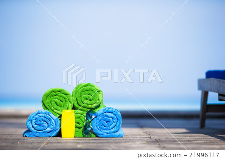 Beach and summer vacation accessories concept - Beach and summer vacation accessories concept - 21996117