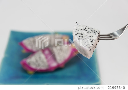 切好的火龍果肉 21997840