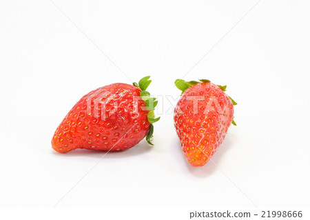 ripe red Strawberry 21998666