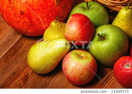Apple, pear, pumpkin 21999570