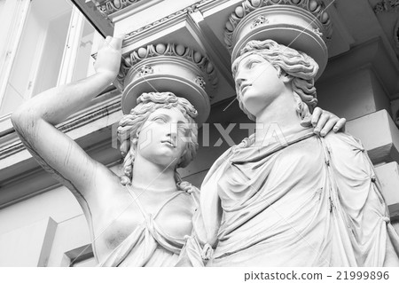 Caryatid. Statues of two young women, Vienna 21999896