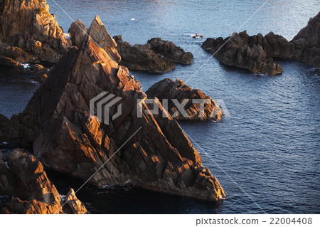 在升起的太陽下海王Ge 在升起的太陽下海王Ge 22004408