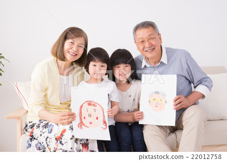 高級夫婦和孫女（肖像，禮物） 22012758