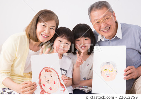 高級夫婦和孫女（肖像，禮物） 22012759