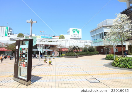 Tama Plaza Station front Den-en-Metshi Line Tama Plaza Station front Den-en-Metshi Line 22016085