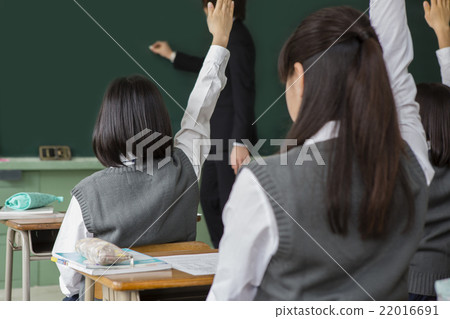 課堂上的老師和女生 22016691