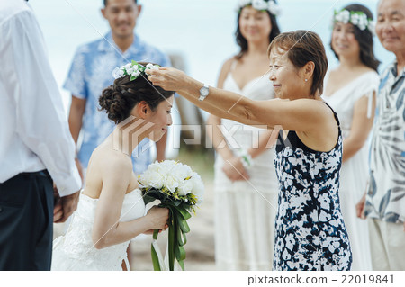A bride receiving Hakui Rei 22019841