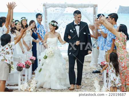 A celebrated newlywed couple A celebrated newlywed couple 22019887