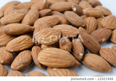 Almonds 22021488