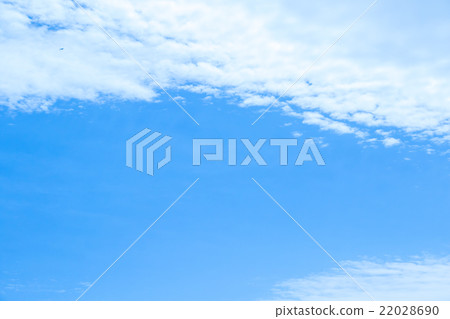 春天天空白色雲彩和藍天背景材料複製空間字符空間積雲圖像 春天天空白色雲彩和藍天背景材料複製空間字符空間積雲圖像 22028690