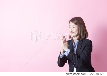 OL portrait (pink back) OL portrait (pink back) 22030423