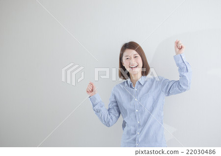 Casual Portrait · White Wall Casual Portrait · White Wall 22030486