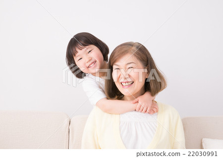 祖母和孫女 22030991
