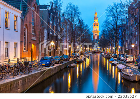 South Church Zuiderkerk Amsterdam at dusk 22035527