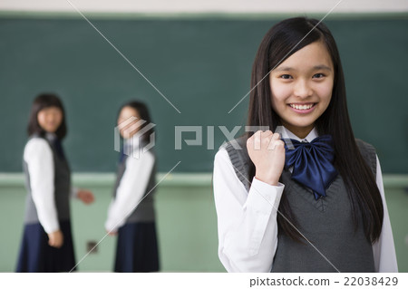 Girls studying guts posing Girls studying guts posing 22038429