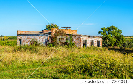 Abandoned rural House of Culture in Kursk region - Abandoned rural House of Culture in Kursk region - 22040913