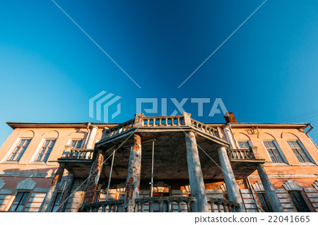 Palace manor Voynich-Senozhetskih Village Khal'ch Palace manor Voynich-Senozhetskih Village Khal'ch 22041665