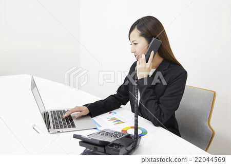 Female in her twenties Young OL office Telephone compatible scene Female in her twenties Young OL office Telephone compatible scene 22044569